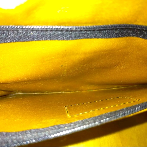 Gianni Versace Hand Bag  Yellow PVC💕💕 - Picture 9 of 9